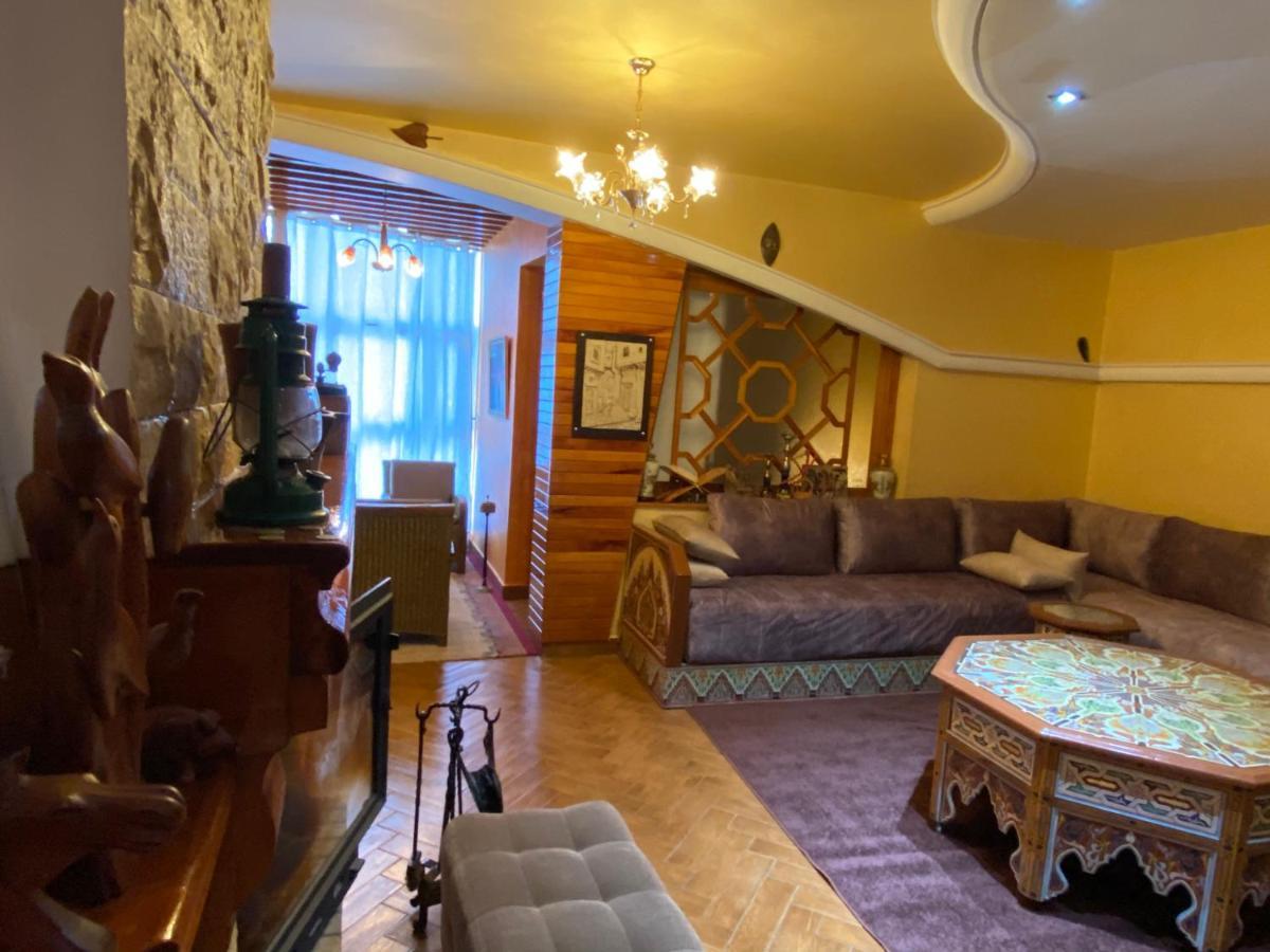 Tres Joli Appartement Au Centre De Ifrane Ifrane  Kültér fotó